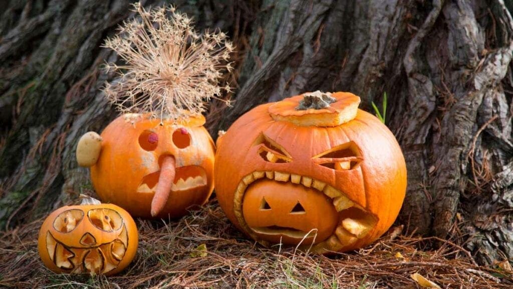 Follow these tips for a smooth pumpkin carving experience!